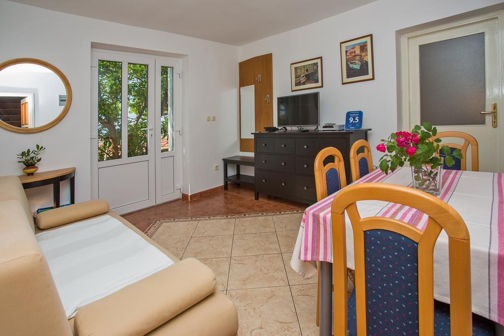 Apartments Jelen Dubrovnik Luaran gambar